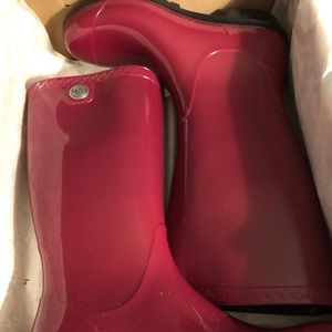 UGG Rainboot Pink Size 9